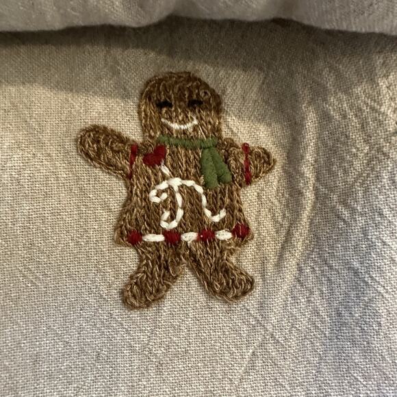 Potterybarn Gingerbread Embroidered Napkins Set of 4 20x20 - Picture 5 of 8